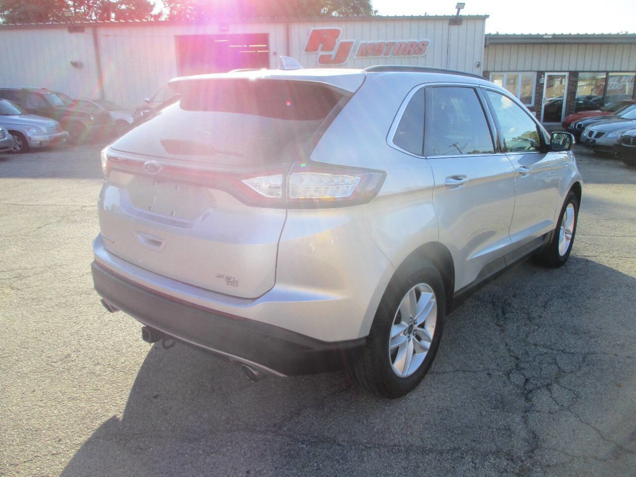 Used 2017 Ford Edge SEL w/ Class II Trailer Tow Package image 5