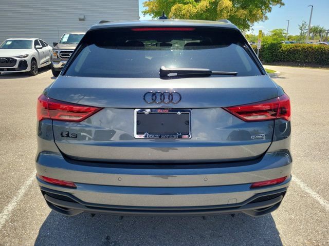 Certified 2025 Audi Q3 2.0T Premium Plus w/ Premium Plus Package AWD/4WD image 6