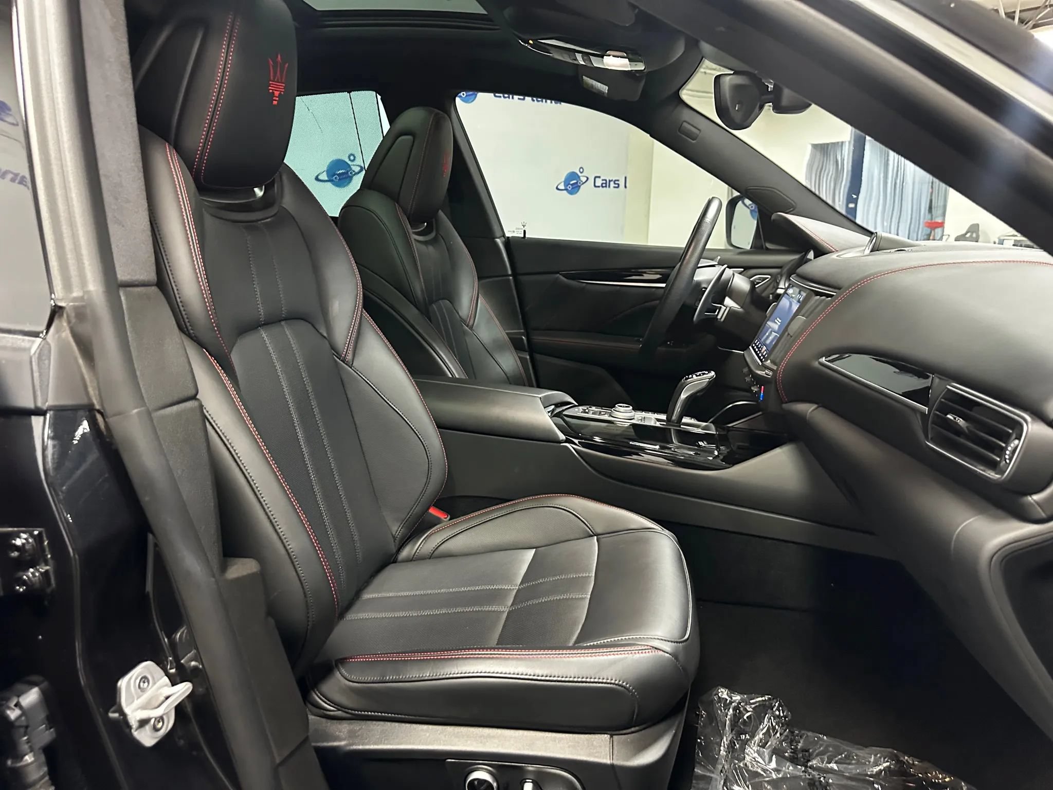 Used 2024 Maserati Levante GT Ultima AWD/4WD image 24