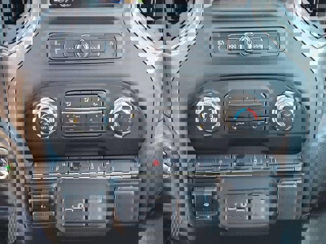 New 2026 GMC Sierra 2500 Pro w/ Convenience Package image 21