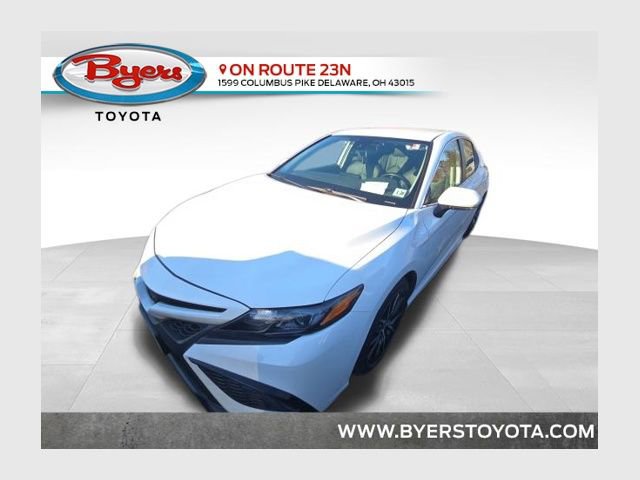 Used 2023 Toyota Camry SE image 1