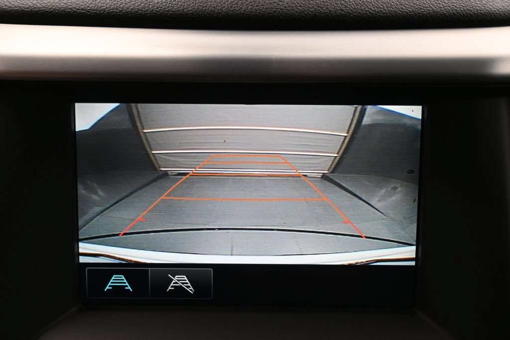 Used 2018 GMC Acadia SLE AWD/4WD image 23