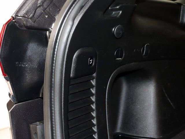 Used 2021 Jeep Grand Cherokee Limited image 29