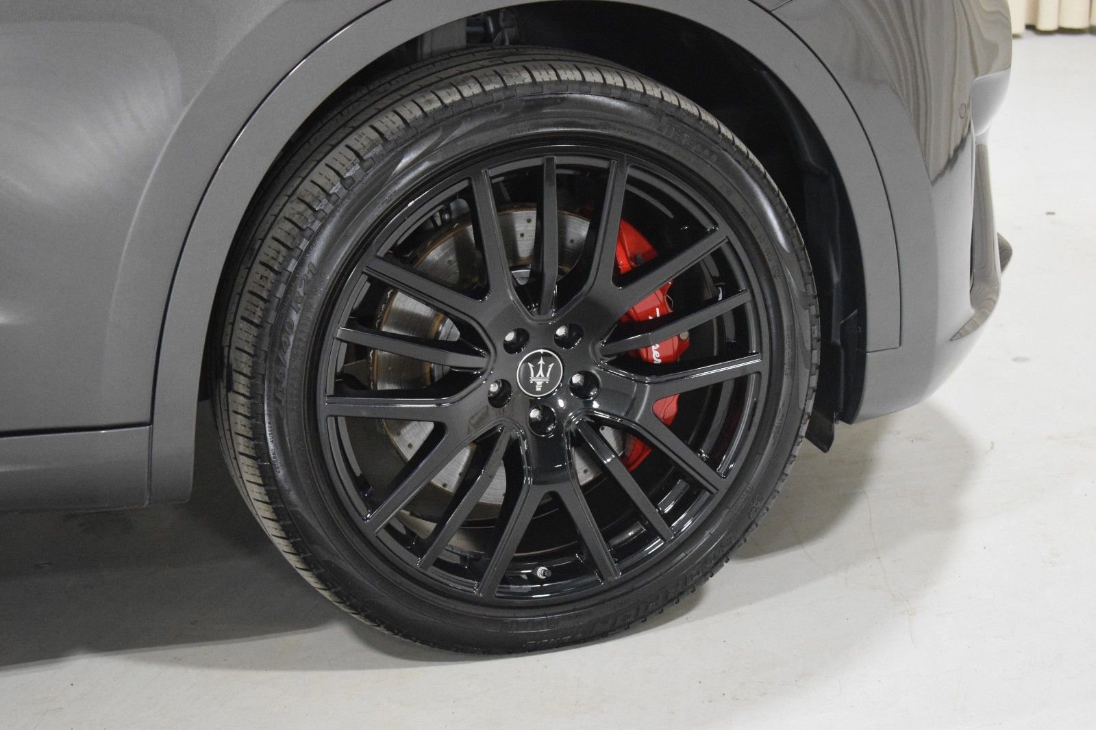 Used 2022 Maserati Levante Modena image 17