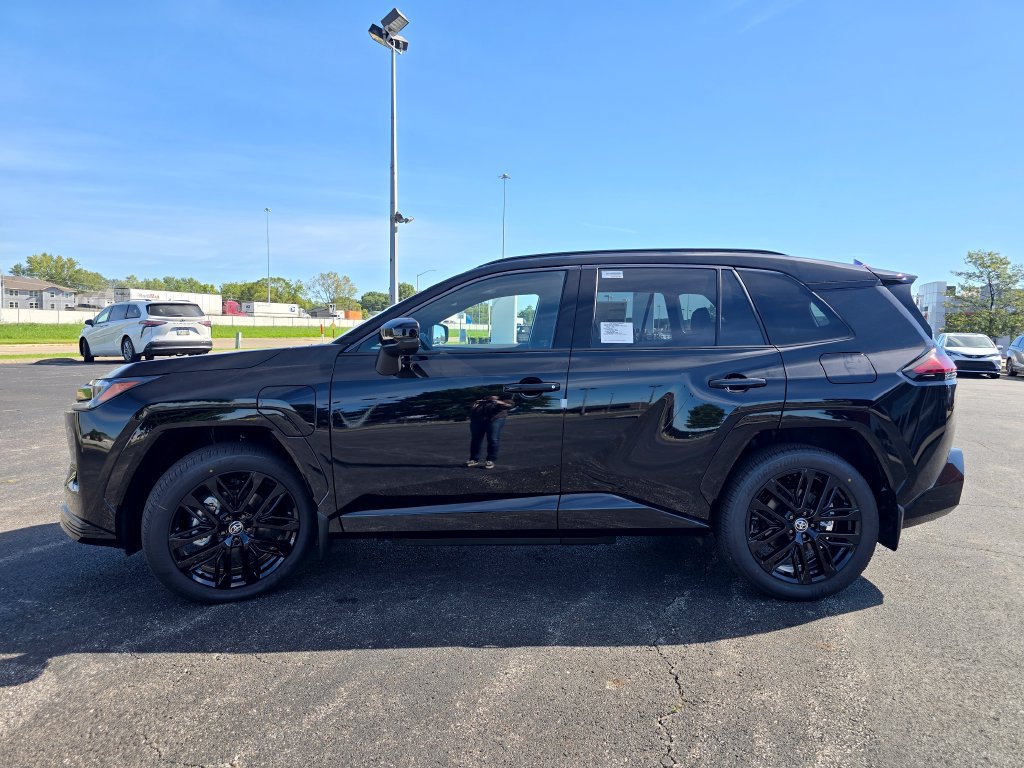 New 2026 Toyota RAV4 XSE AWD/4WD image 15