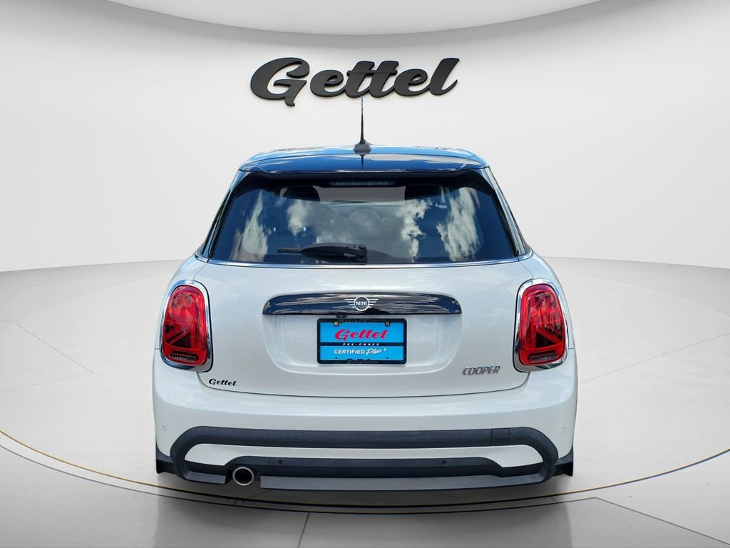 Used 2024 MINI Cooper 4-Door Hardtop FWD image 6