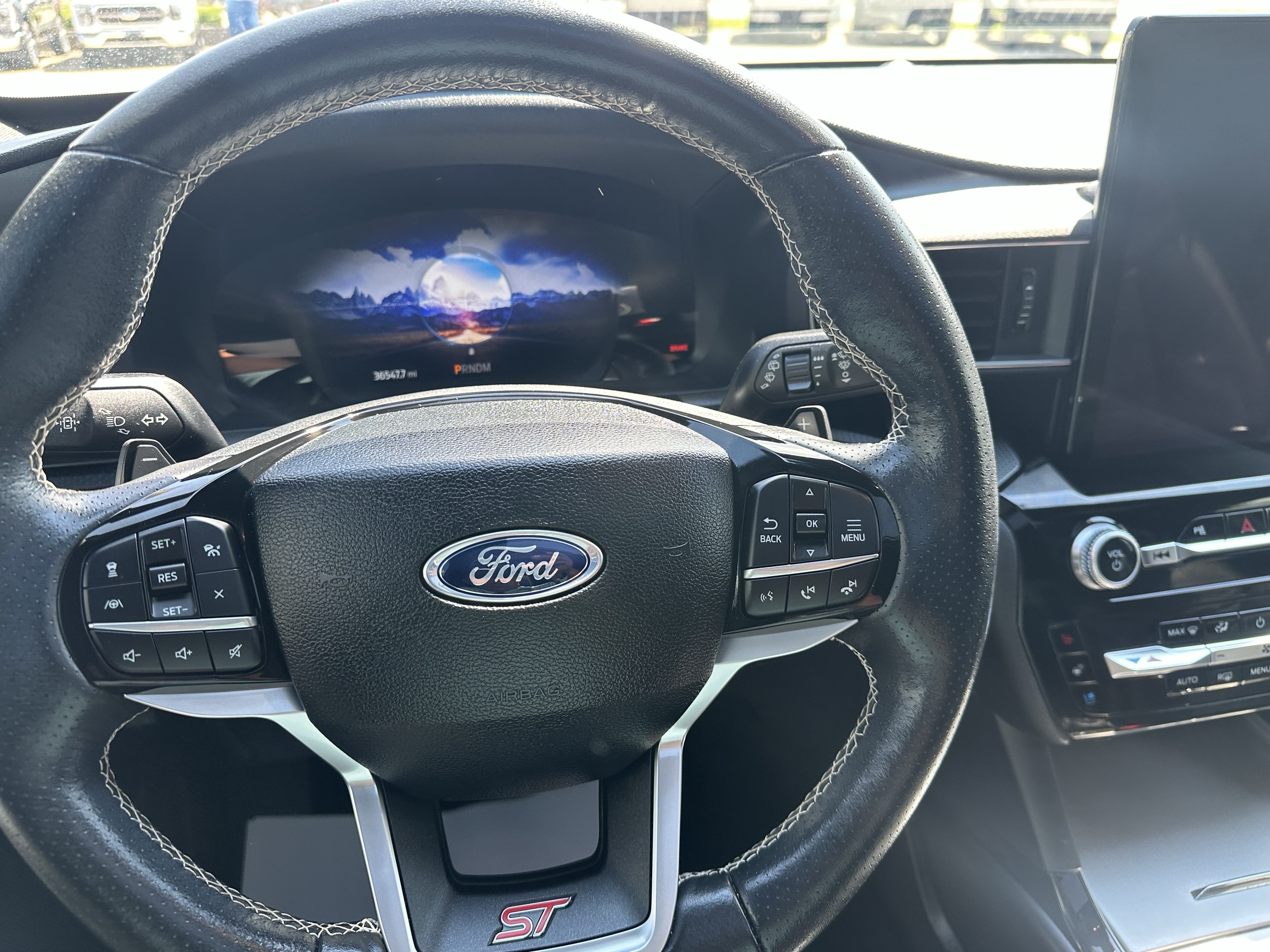 Used 2023 Ford Explorer ST w/ Equipment Group 401A AWD/4WD image 18