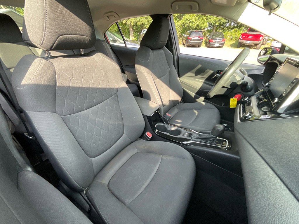 Used 2021 Toyota Corolla LE image 19