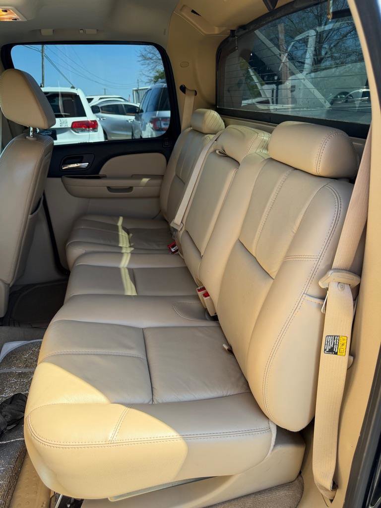 Used 2007 Chevrolet Avalanche LT w/ LT Preferred Equipment Group RWD image 6