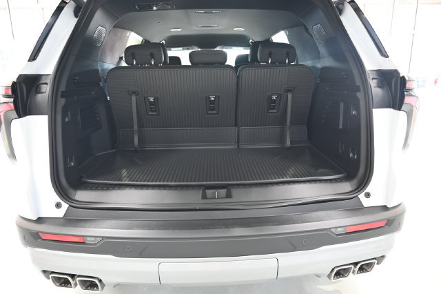 New 2026 Chevrolet Traverse LT w/ Driver Confidence Package FWD image 28