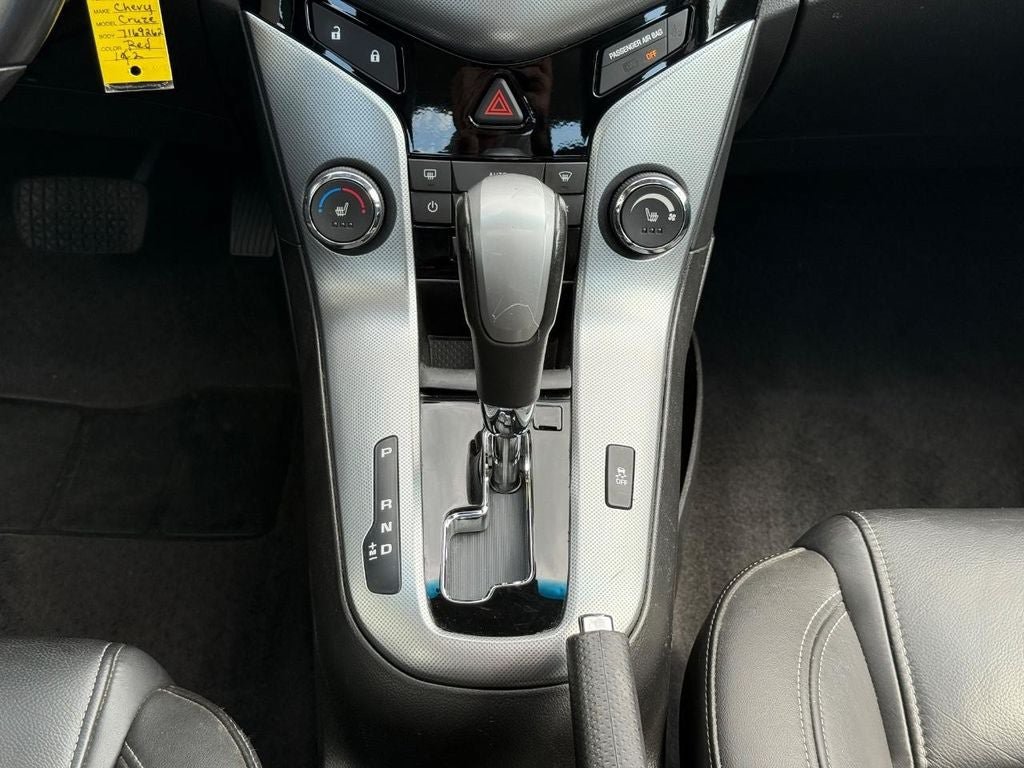 Used 2011 Chevrolet Cruze LTZ FWD image 12