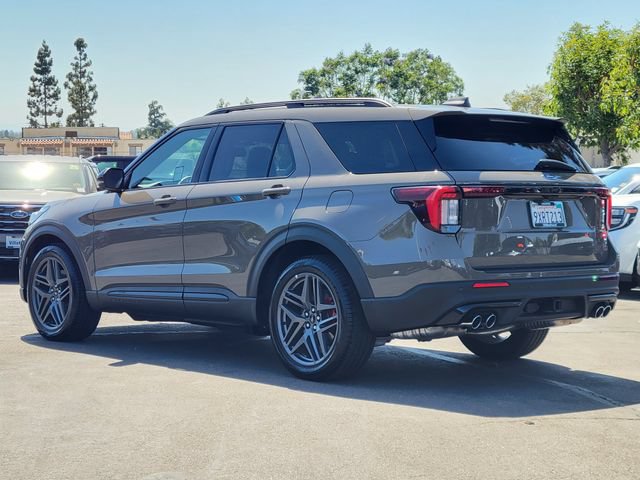 Used 2026 Ford Explorer ST w/ Sun And Sound Package AWD/4WD image 2