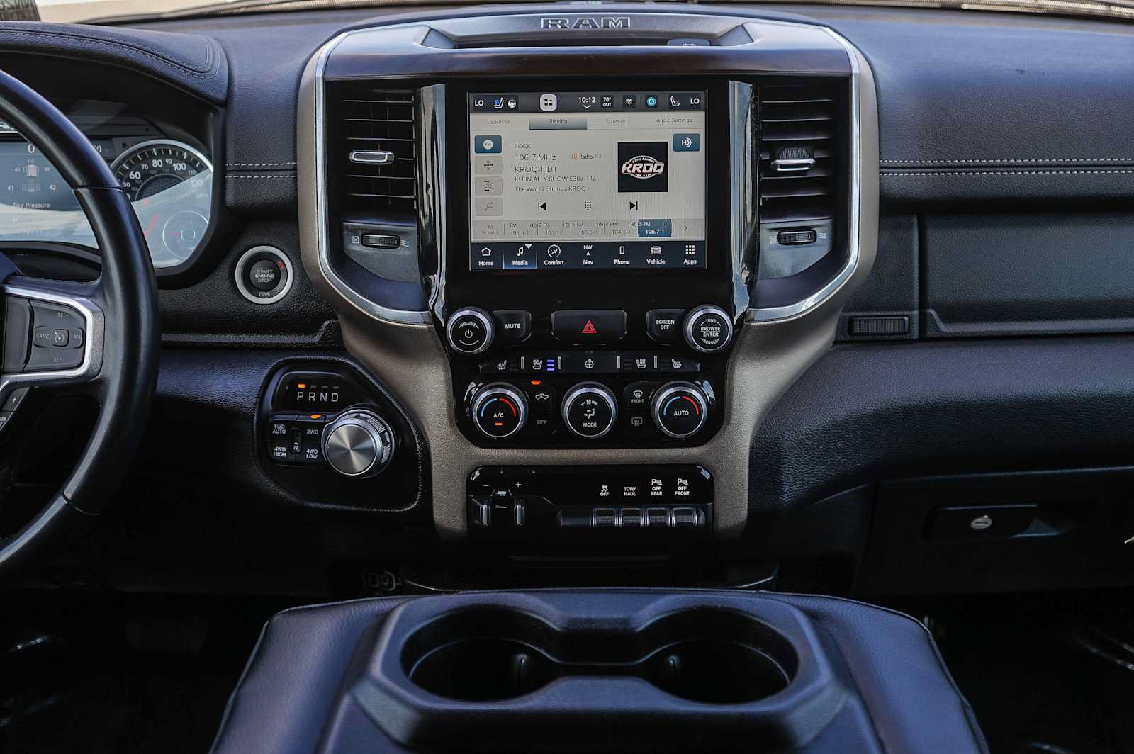 Used 2022 RAM 1500 Laramie AWD/4WD image 12