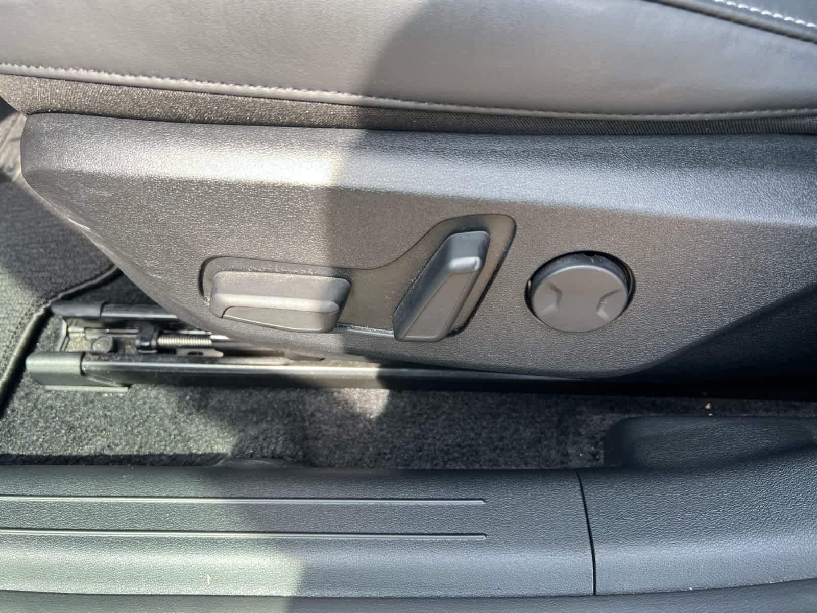 Certified 2022 Kia EV6 Wind RWD image 17
