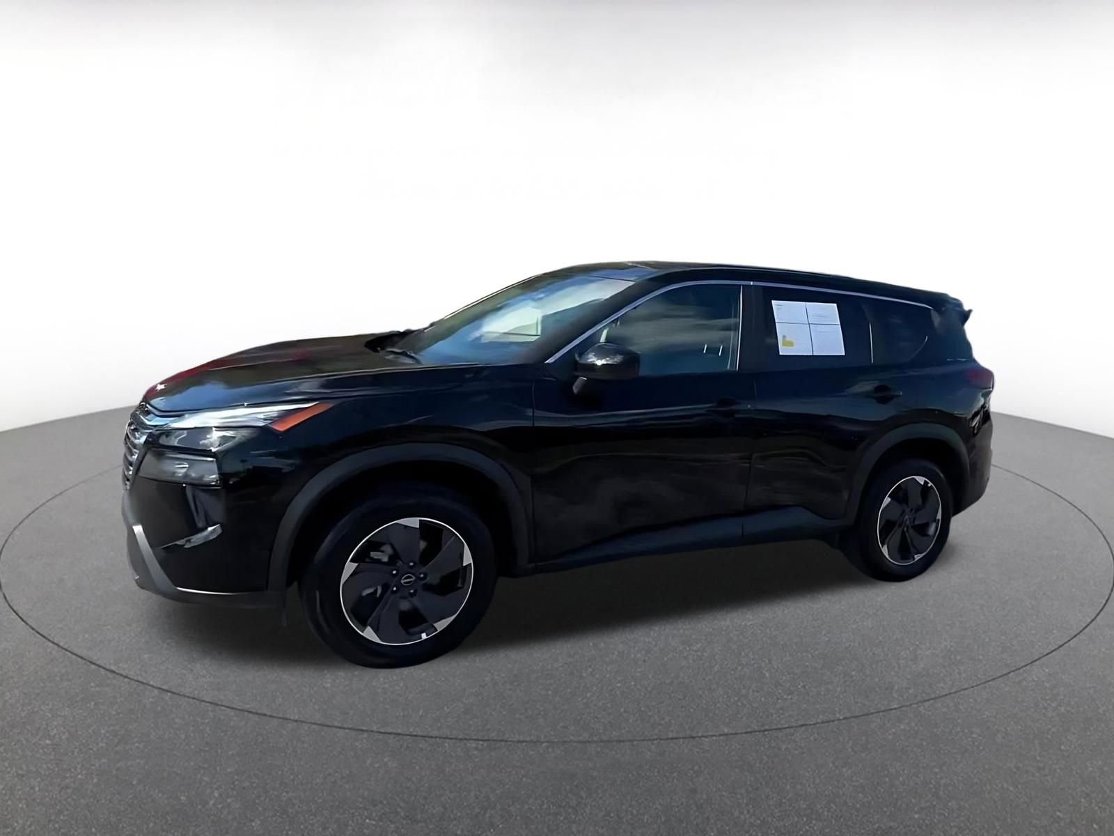 Used 2025 Nissan Rogue SV FWD image 8