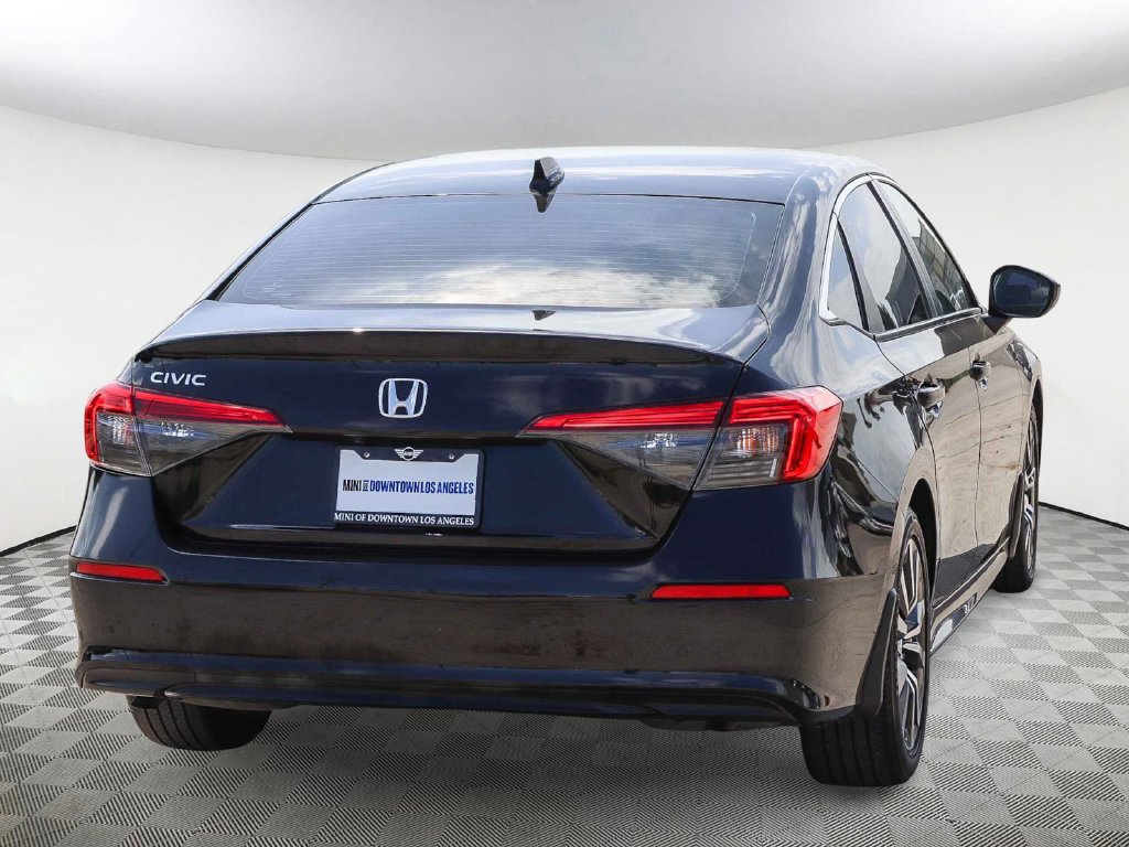 Used 2023 Honda Civic EX image 4