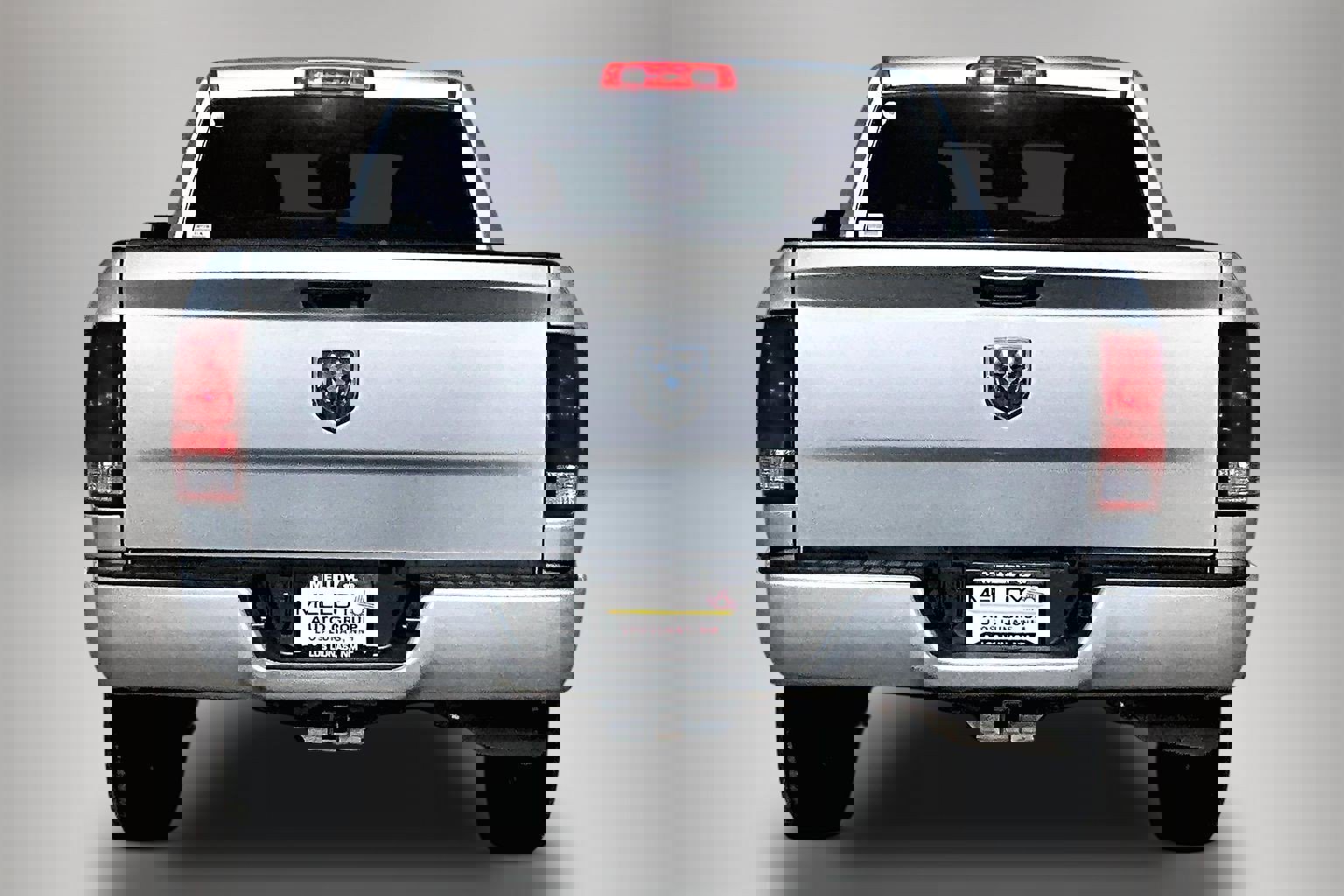 Used 2018 RAM 1500 Express RWD image 5