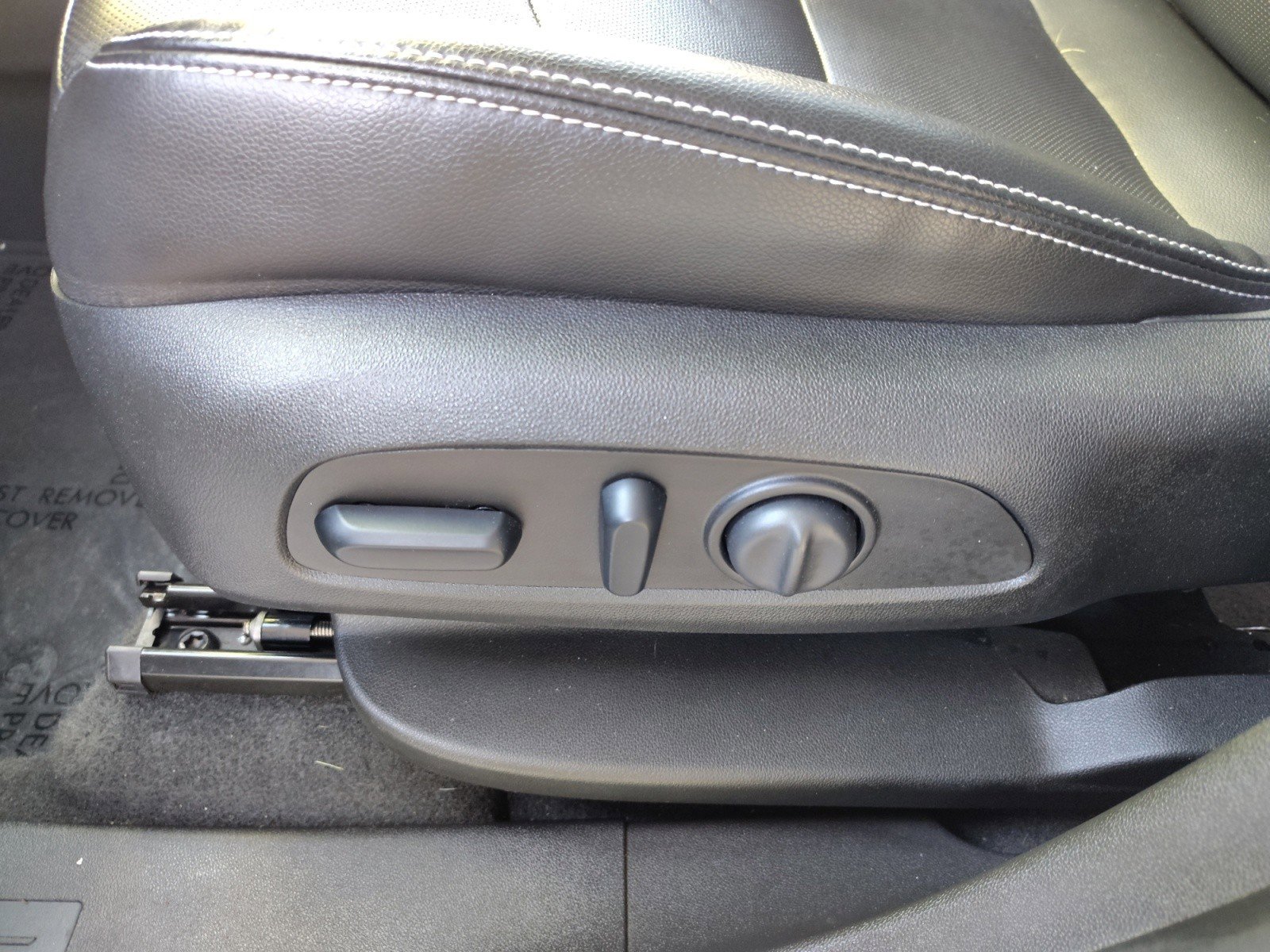 Used 2022 GMC Terrain SLT image 11