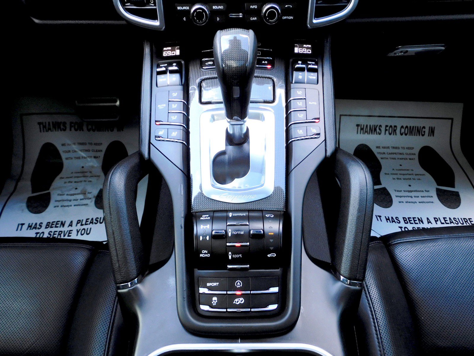 Used 2014 Porsche Cayenne GTS AWD/4WD image 12