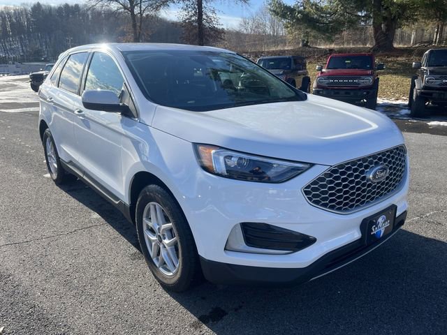 Used 2023 Ford Edge SEL image 11