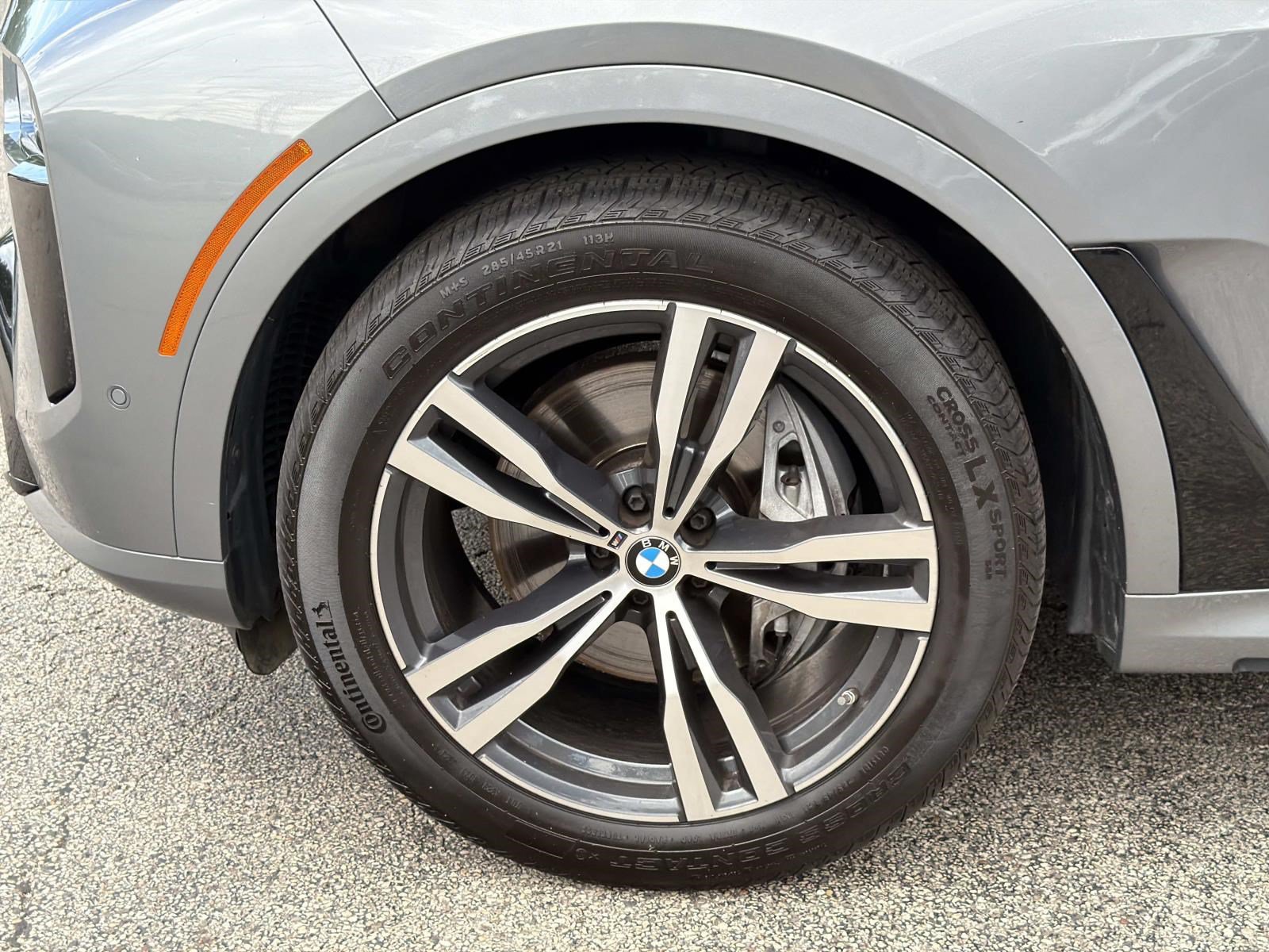 Certified 2024 BMW X7 xDrive40i w/ M Sport Package AWD/4WD image 10