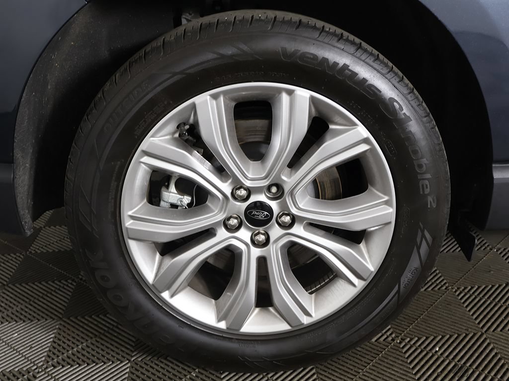 Used 2023 Ford Edge Titanium w/ Equipment Group 301A AWD/4WD image 22