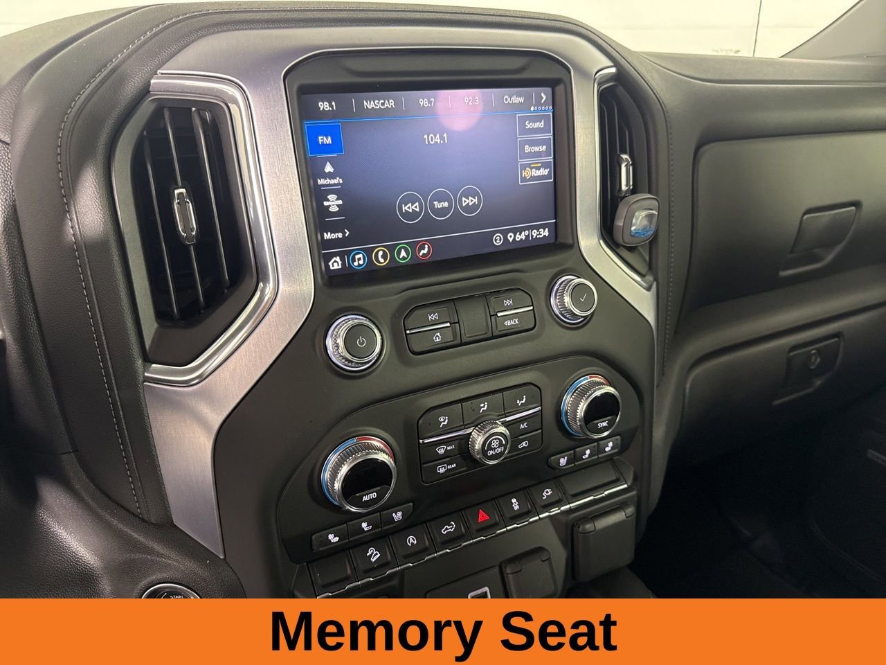 Used 2020 GMC Sierra 1500 SLT w/ SLT Premium Package image 15