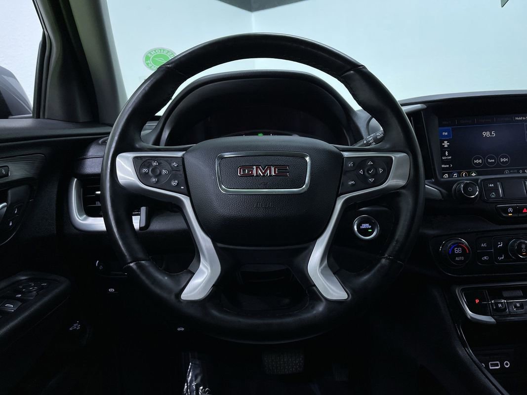 Used 2024 GMC Terrain SLT image 21