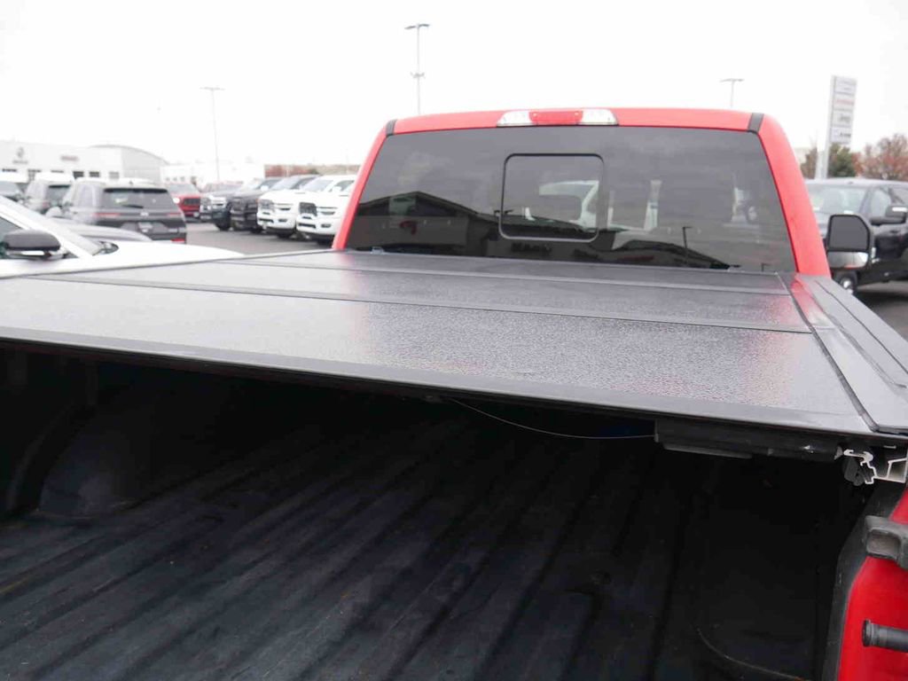 Used 2015 Ford F150 Lariat w/ Equipment Group 502A Luxury image 10