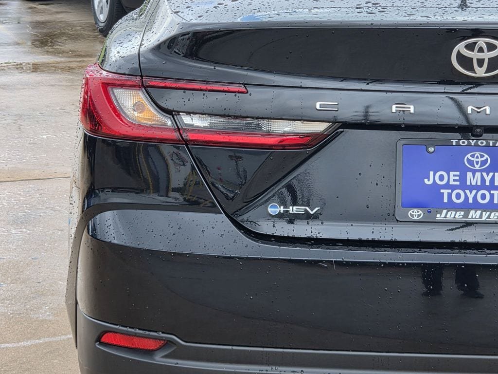 Used 2026 Toyota Camry LE FWD image 10