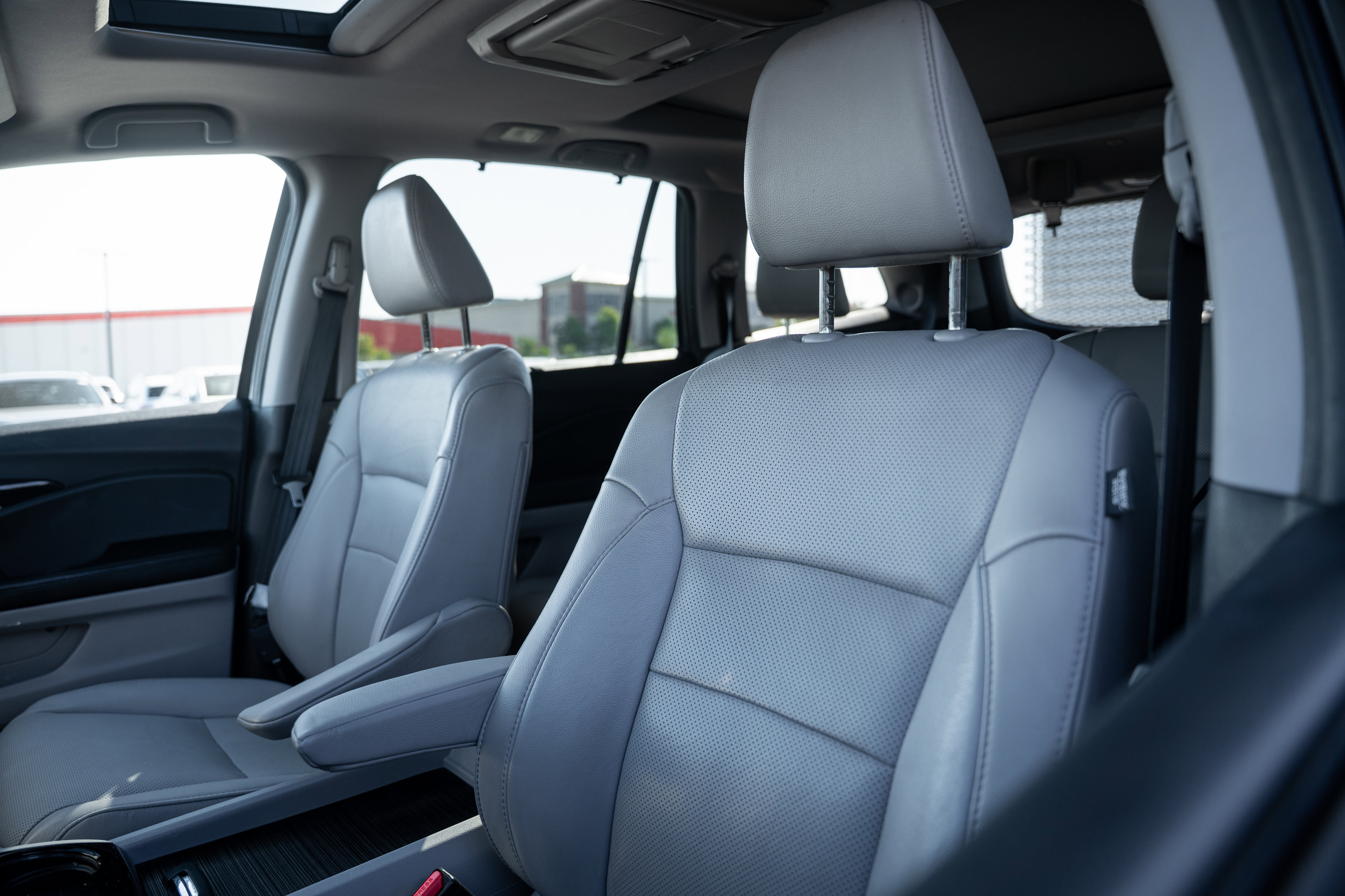 Used 2018 Honda Pilot Elite image 13