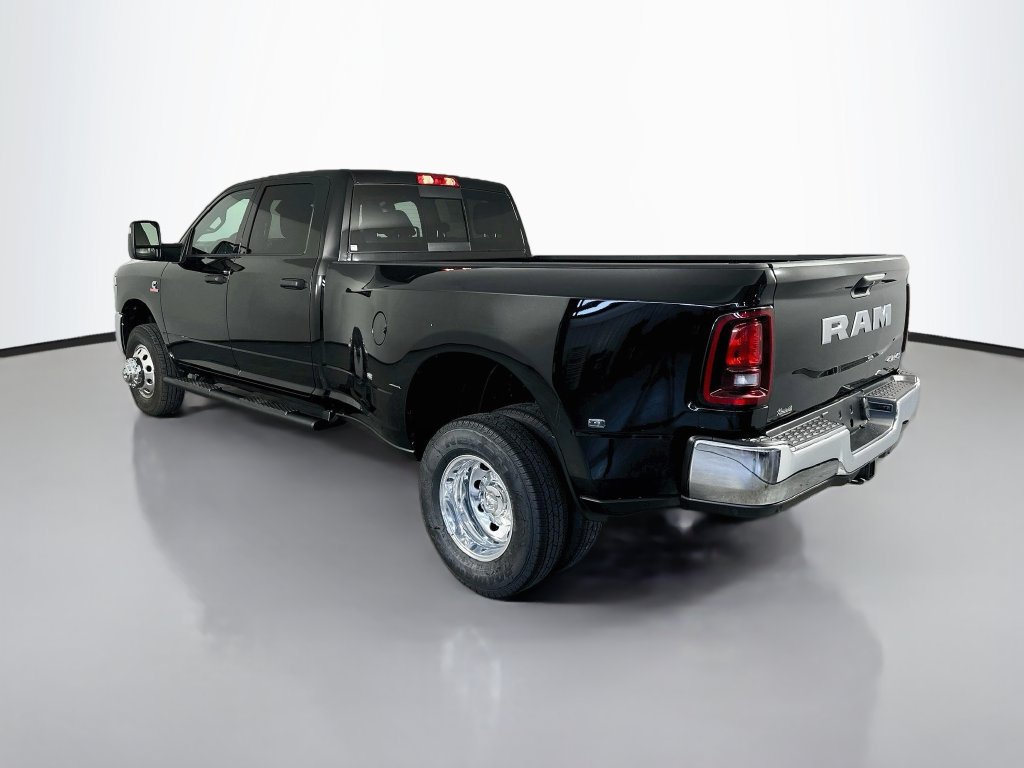 New 2026 RAM 3500 Tradesman AWD/4WD image 5