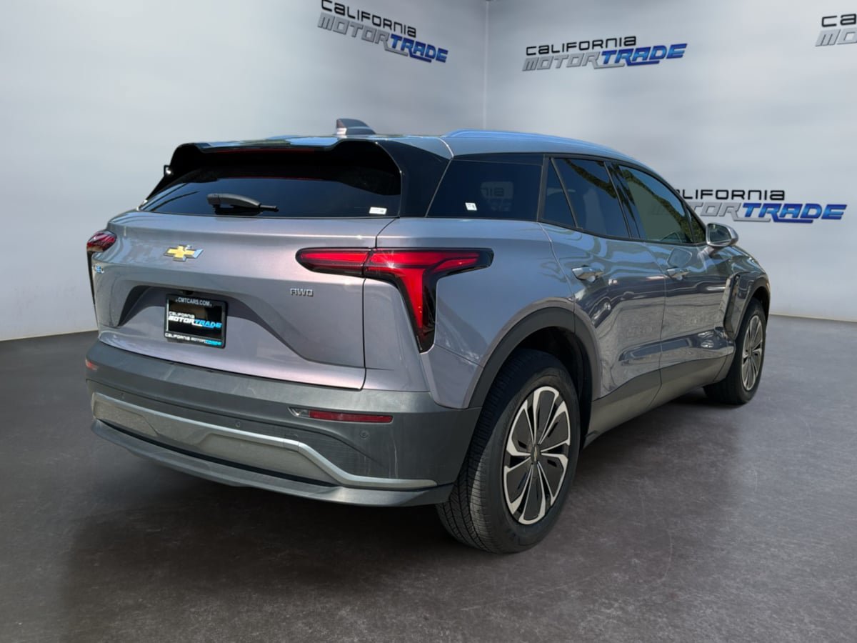 Used 2024 Chevrolet Blazer EV LT AWD/4WD image 5