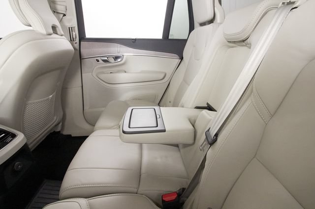 Used 2024 Volvo XC90 T8 Ultimate w/ Protection Package Premier AWD/4WD image 22
