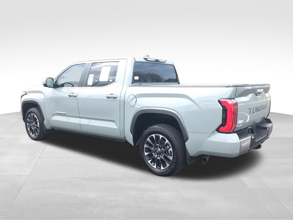 Used 2025 Toyota Tundra Limited AWD/4WD image 7
