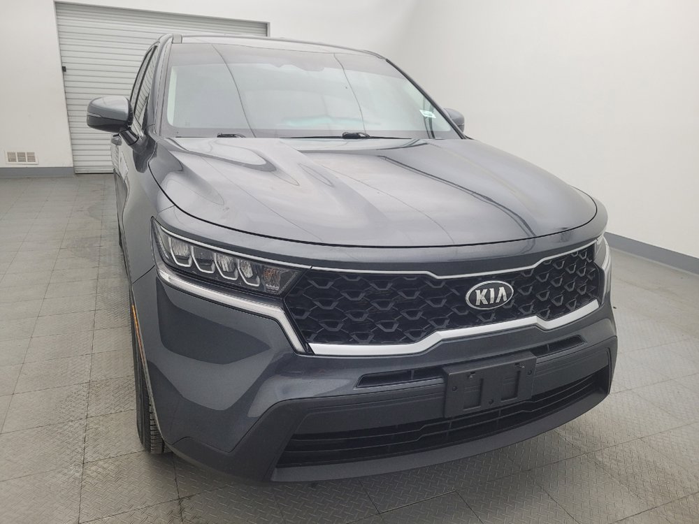 Used 2021 Kia Sorento LX image 14