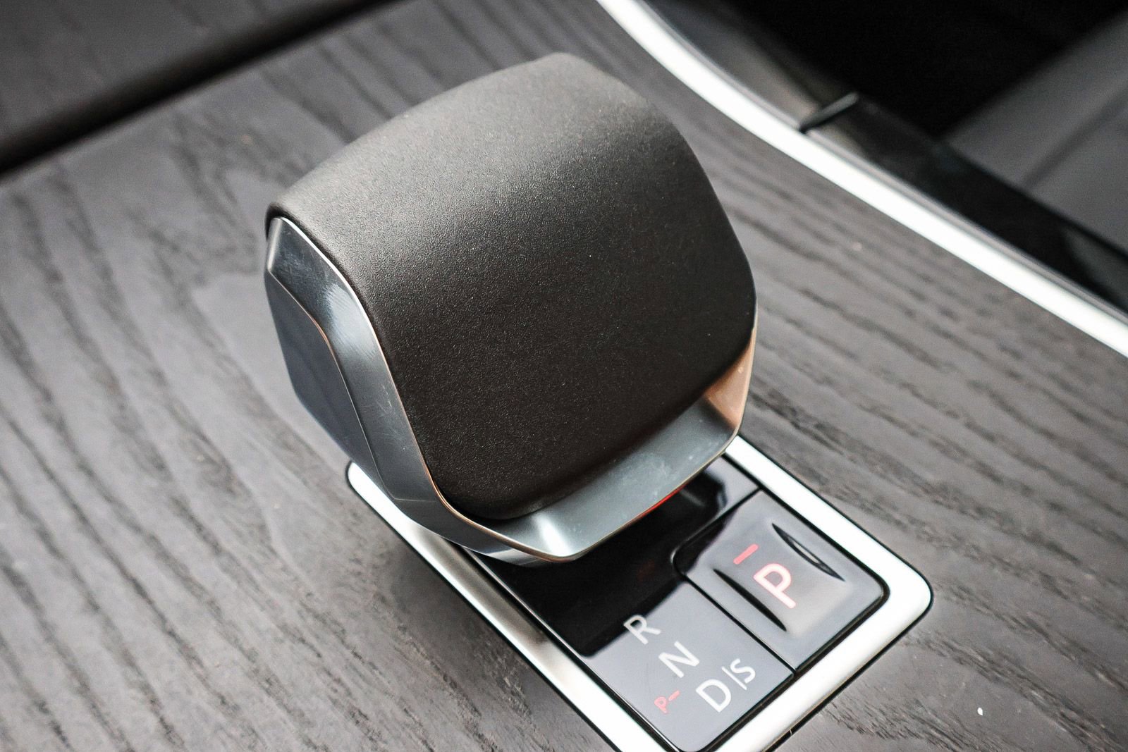 New 2026 Land Rover Range Rover Evoque Dynamic SE image 36