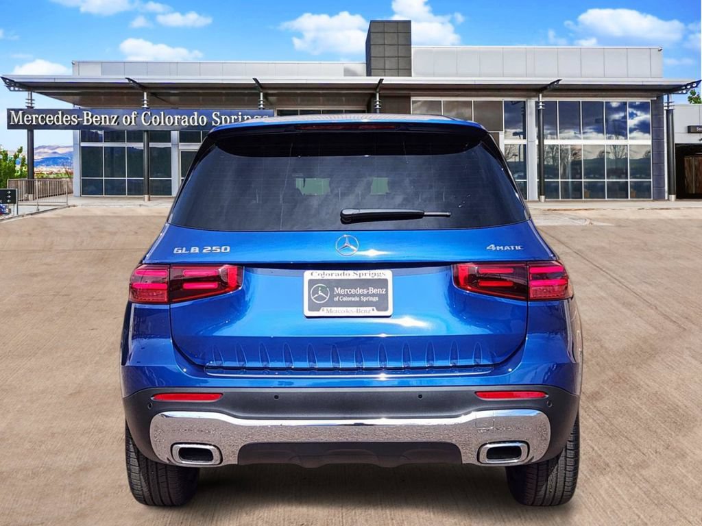 New 2026 Mercedes-Benz GLB 250 4MATIC image 6
