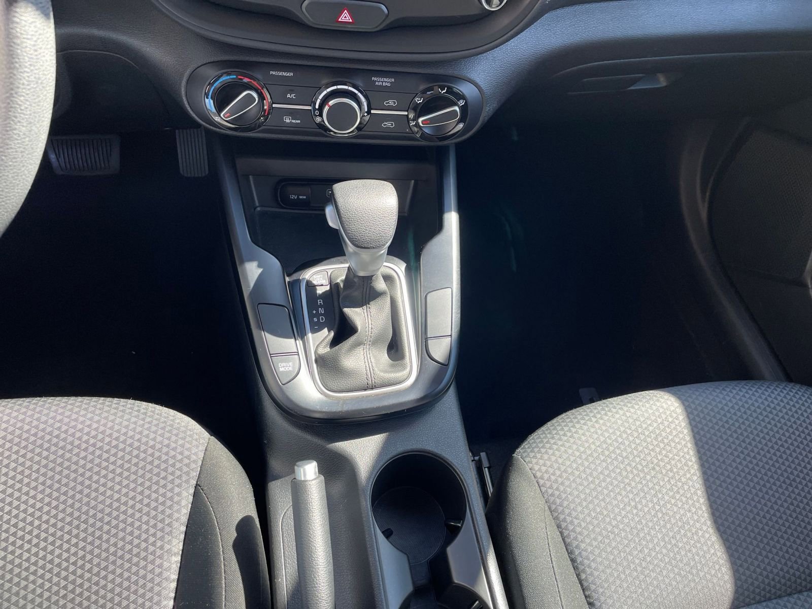 Used 2025 Kia Soul LX w/ LX Technology Package image 45