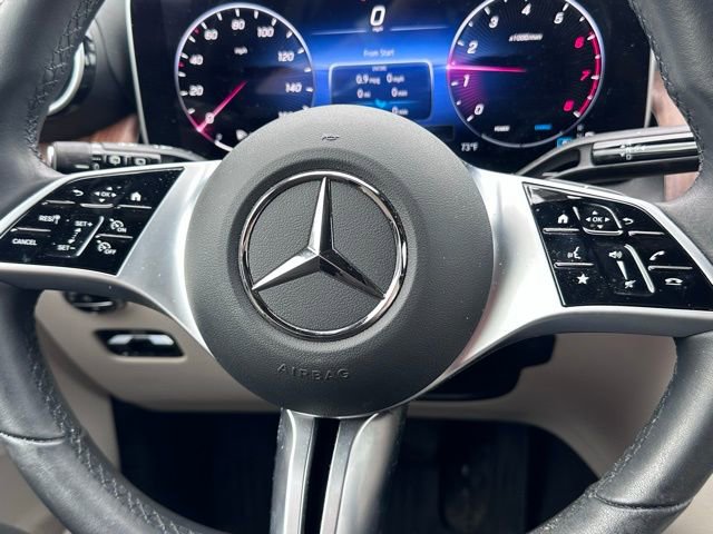 Used 2024 Mercedes-Benz GLC 300 4MATIC image 13