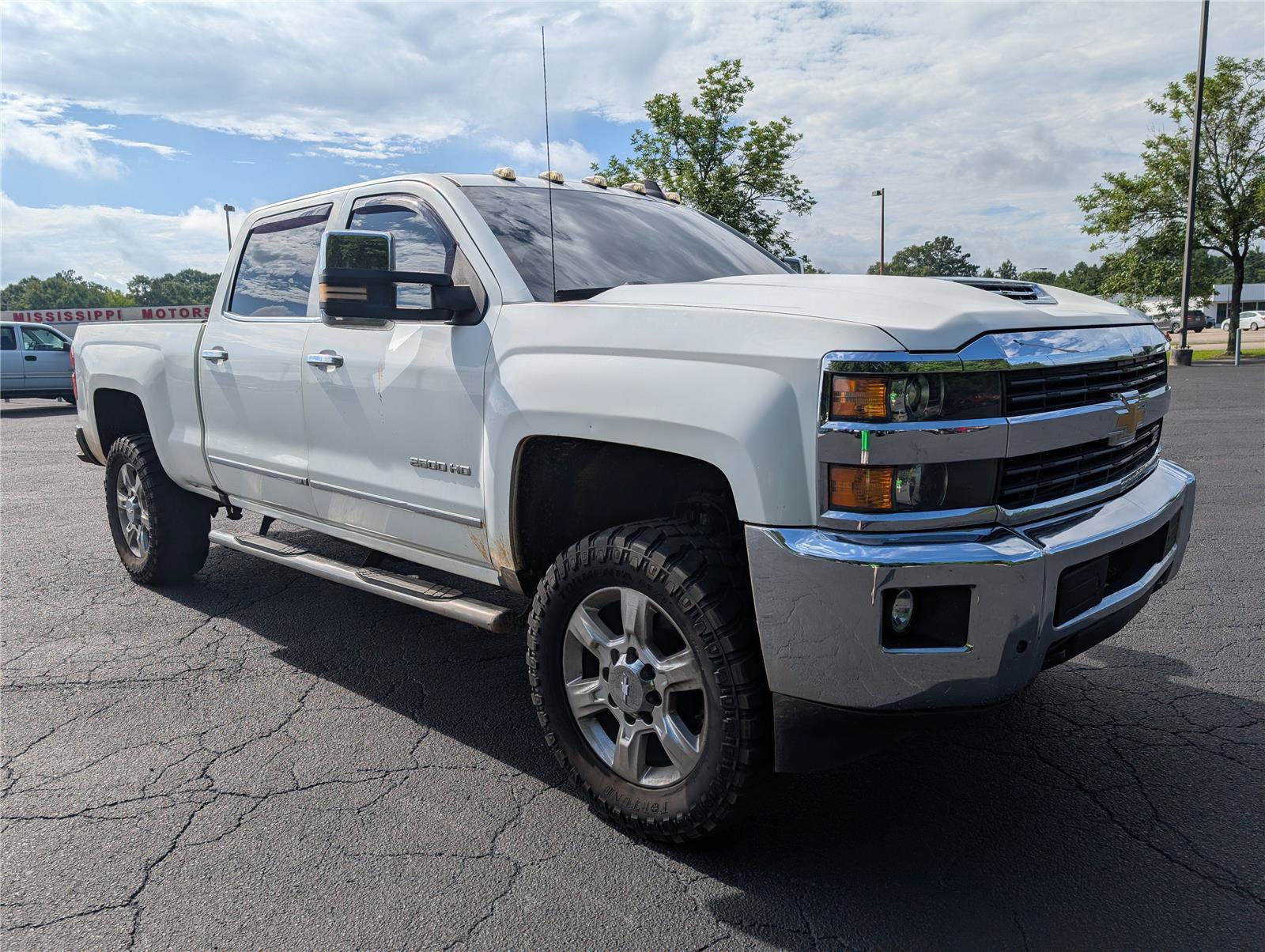 Used 2017 Chevrolet Silverado 2500 LTZ w/ Duramax Plus Package AWD/4WD image 7