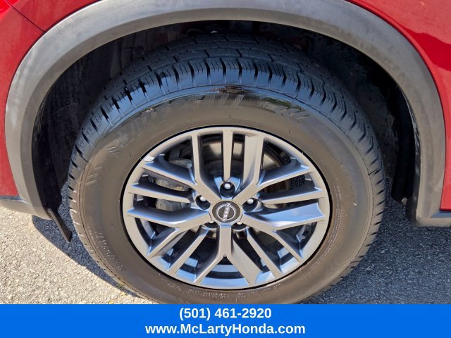 Used 2023 Nissan Rogue S AWD/4WD image 18