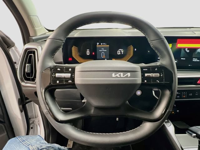 New 2026 Kia Sorento S FWD image 11