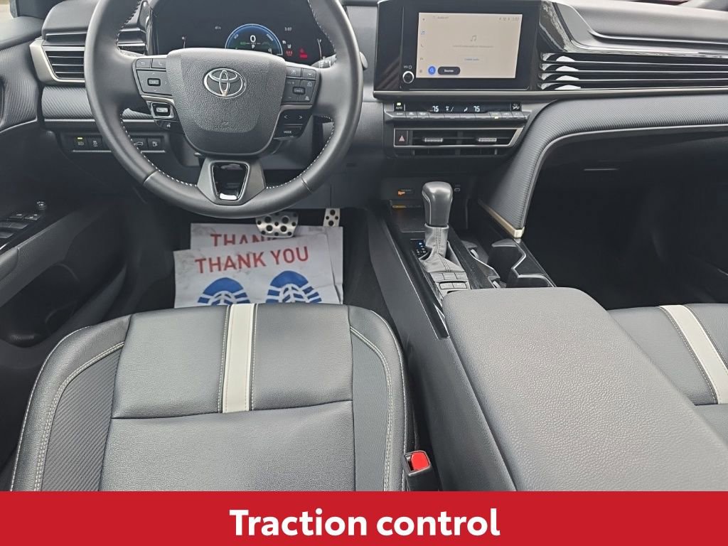 Used 2025 Toyota Camry SE image 19