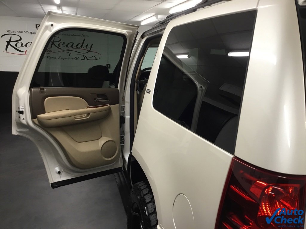 Used 2014 Chevrolet Tahoe LTZ image 32