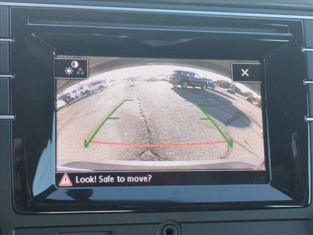 Used 2017 Volkswagen Tiguan Limited w/ Alloy Wheels Package image 13