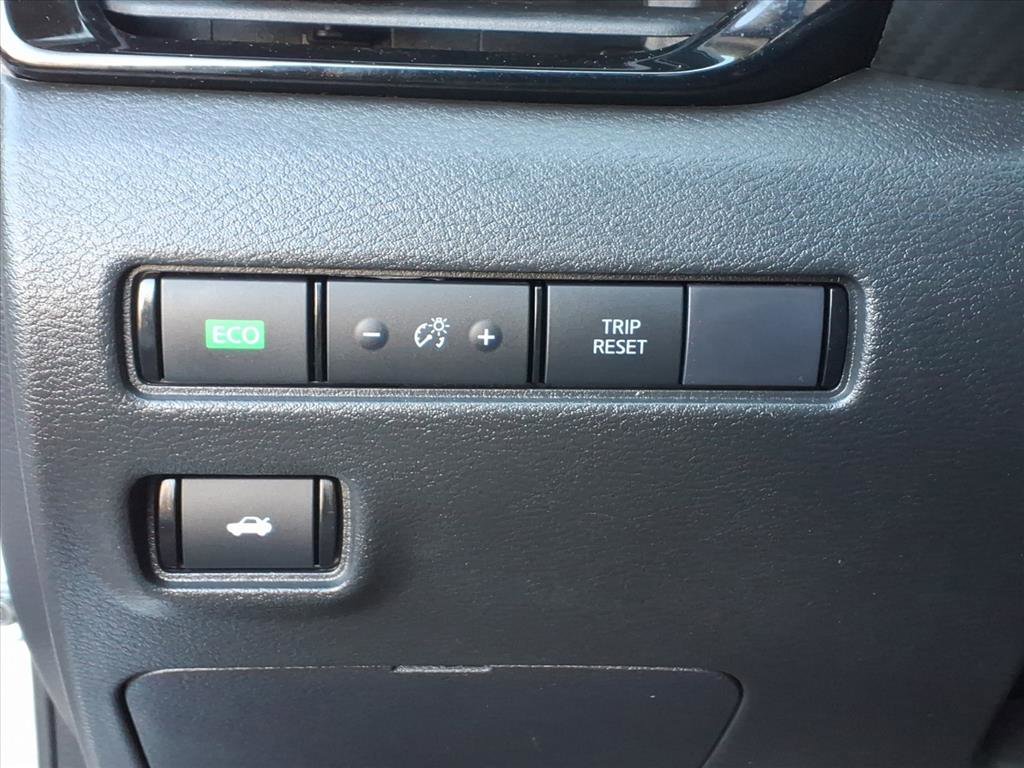 Used 2023 Nissan Sentra SV image 17