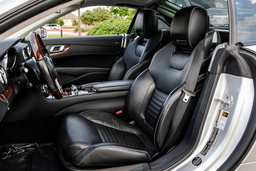 Used 2014 Mercedes-Benz SL 550 image 34