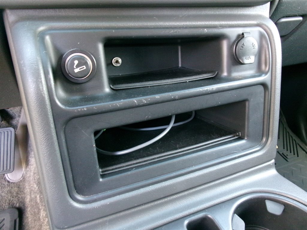 Used 2003 Chevrolet Avalanche 4x4 w/ Suspension Package, Off-Road image 35