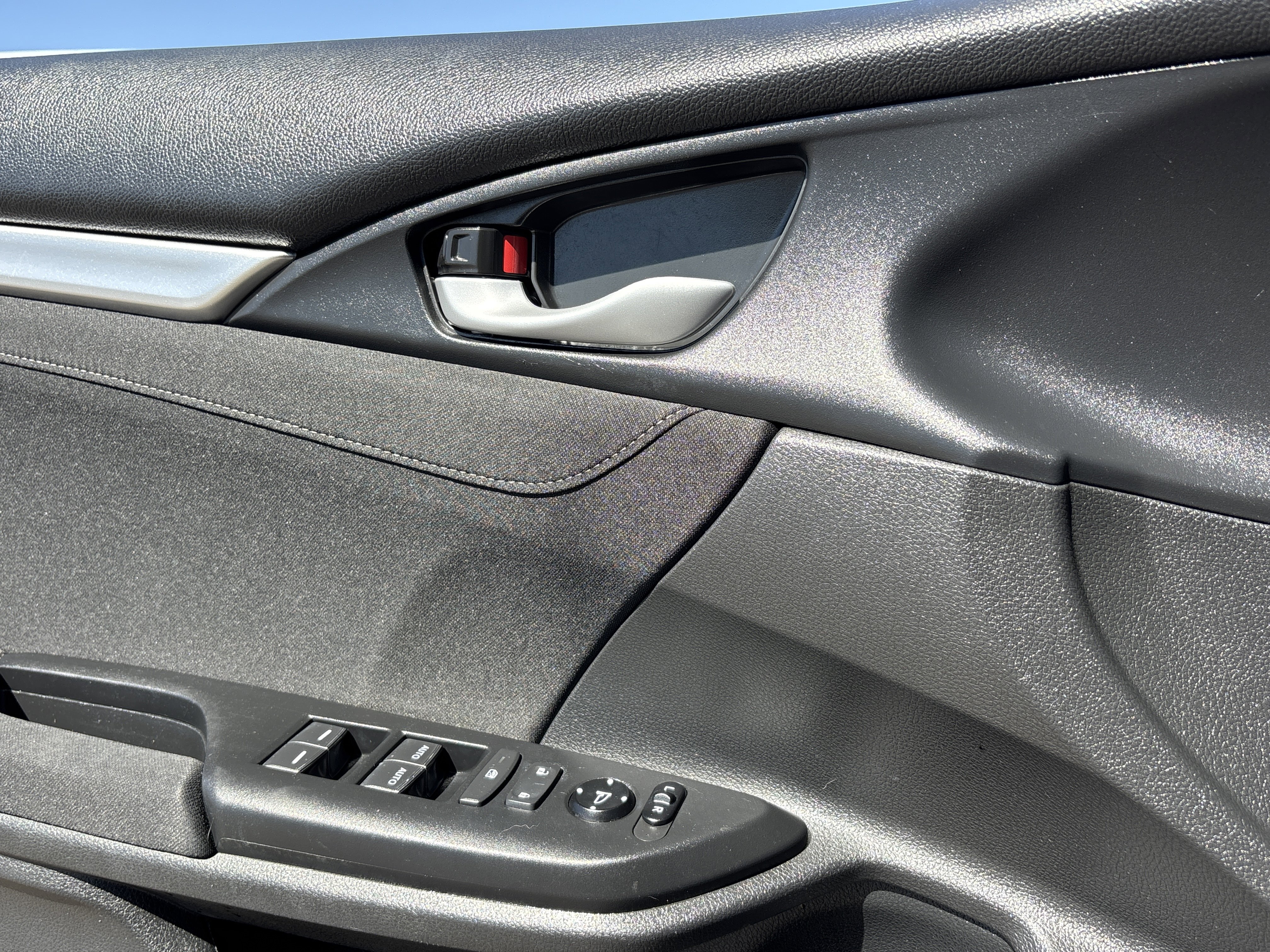 Used 2020 Honda Civic EX image 21